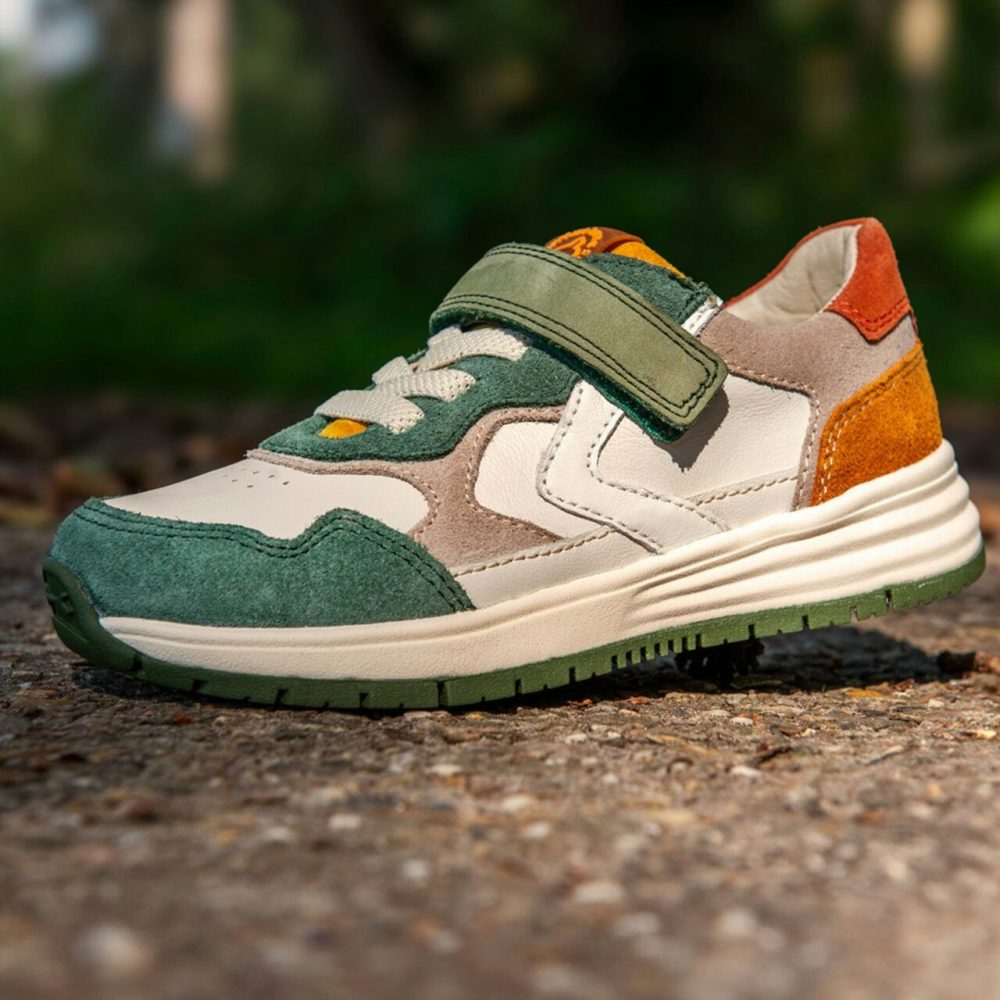 stones-and-bones–eWy6ezATTw-unsplash stones-and-bones--eWy6ezATTw-unsplash